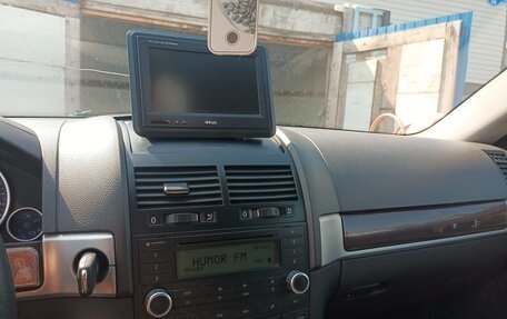Volkswagen Touareg III, 2005 год, 800 000 рублей, 23 фотография