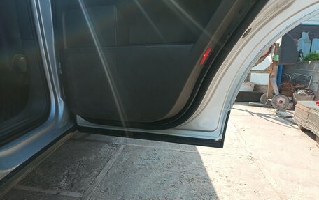 Volkswagen Touareg III, 2005 год, 800 000 рублей, 32 фотография