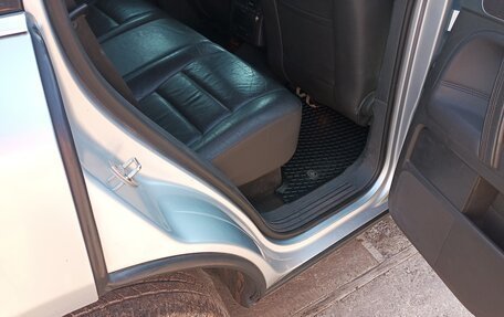 Volkswagen Touareg III, 2005 год, 800 000 рублей, 31 фотография