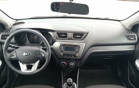 KIA Rio III рестайлинг, 2014 год, 810 000 рублей, 17 фотография