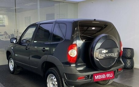 Chevrolet Niva I рестайлинг, 2015 год, 699 000 рублей, 7 фотография