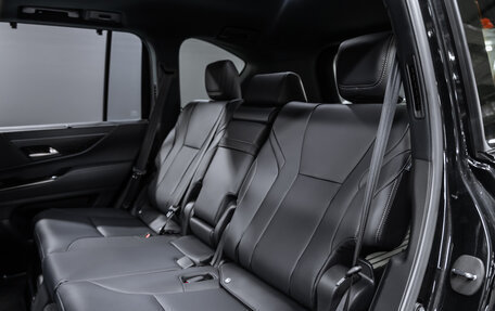 Lexus LX, 2025 год, 13 250 000 рублей, 17 фотография