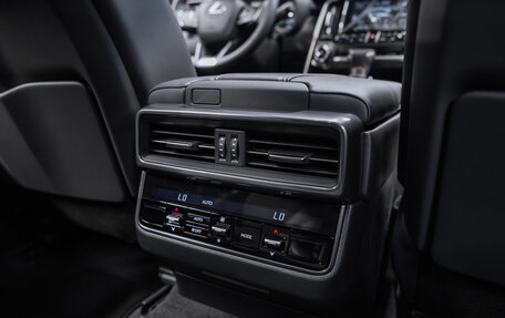 Lexus LX, 2025 год, 13 250 000 рублей, 18 фотография