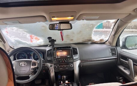 Toyota Land Cruiser 200, 2007 год, 2 300 000 рублей, 2 фотография
