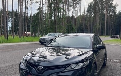 Toyota Camry, 2018 год, 2 500 000 рублей, 1 фотография