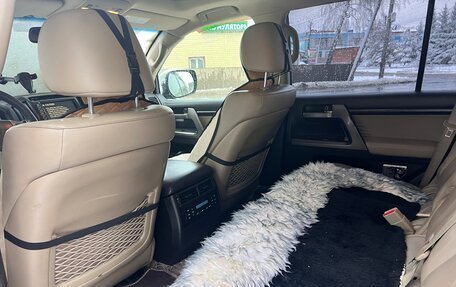 Toyota Land Cruiser 200, 2007 год, 2 300 000 рублей, 6 фотография