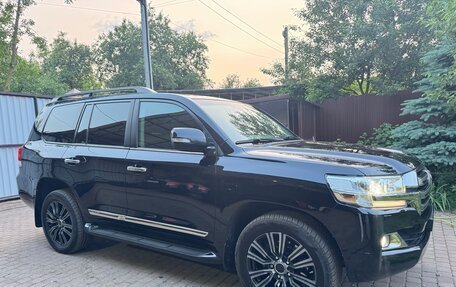 Toyota Land Cruiser 200, 2016 год, 5 600 000 рублей, 10 фотография