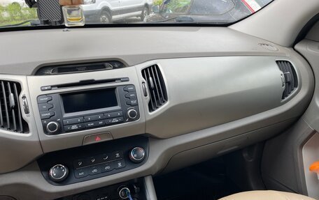 KIA Sportage III, 2011 год, 980 000 рублей, 12 фотография