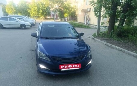 Hyundai Solaris II рестайлинг, 2016 год, 850 000 рублей, 3 фотография