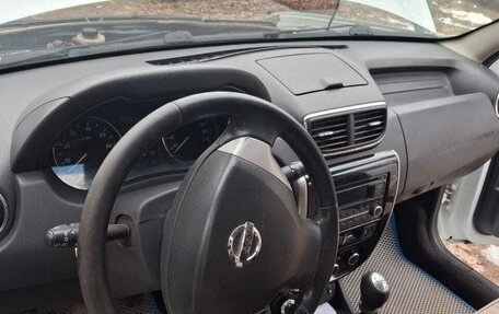 Nissan Terrano III, 2014 год, 850 000 рублей, 2 фотография
