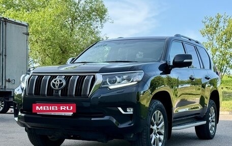 Toyota Land Cruiser Prado 150 рестайлинг 2, 2018 год, 5 498 000 рублей, 10 фотография