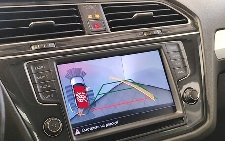 Volkswagen Tiguan II, 2017 год, 2 059 000 рублей, 15 фотография