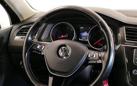 Volkswagen Tiguan II, 2017 год, 2 059 000 рублей, 12 фотография