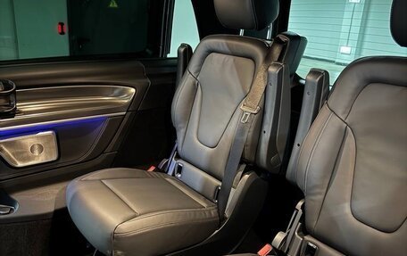 Mercedes-Benz V-Класс, 2025 год, 14 200 000 рублей, 32 фотография