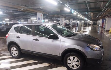 Nissan Qashqai, 2010 год, 940 000 рублей, 2 фотография