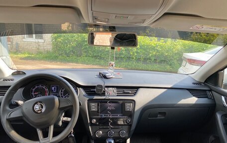 Skoda Octavia, 2019 год, 1 600 000 рублей, 10 фотография