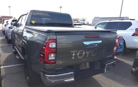 Toyota Hilux VIII, 2021 год, 4 925 000 рублей, 2 фотография