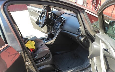 Opel Astra J, 2011 год, 700 000 рублей, 4 фотография