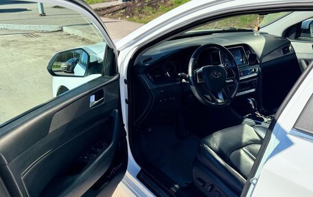 Hyundai Sonata VII, 2019 год, 1 650 000 рублей, 10 фотография