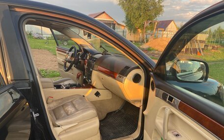Volkswagen Touareg III, 2004 год, 725 000 рублей, 7 фотография