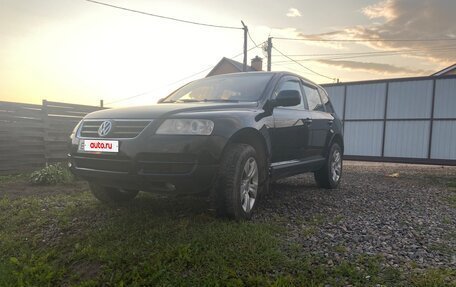 Volkswagen Touareg III, 2004 год, 725 000 рублей, 3 фотография
