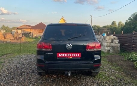 Volkswagen Touareg III, 2004 год, 725 000 рублей, 5 фотография
