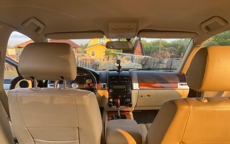 Volkswagen Touareg III, 2004 год, 725 000 рублей, 12 фотография