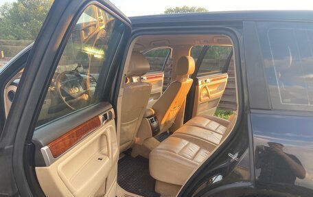 Volkswagen Touareg III, 2004 год, 725 000 рублей, 11 фотография