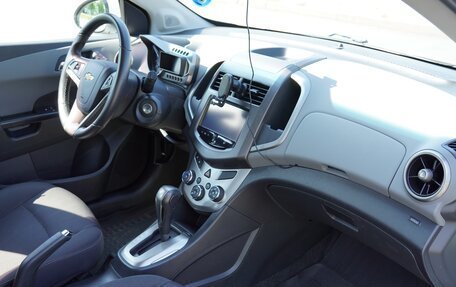 Chevrolet Aveo III, 2015 год, 1 200 000 рублей, 12 фотография