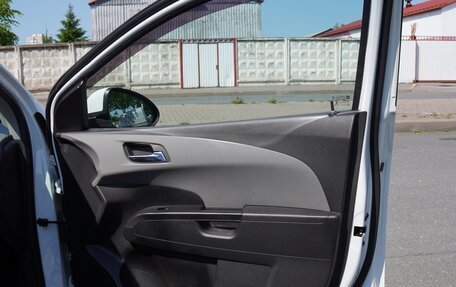 Chevrolet Aveo III, 2015 год, 1 200 000 рублей, 13 фотография