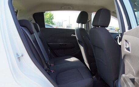 Chevrolet Aveo III, 2015 год, 1 200 000 рублей, 14 фотография
