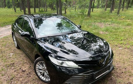 Toyota Camry, 2019 год, 2 990 000 рублей, 3 фотография