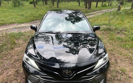 Toyota Camry, 2019 год, 2 990 000 рублей, 5 фотография