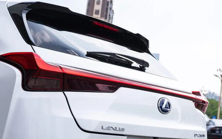 Lexus UX I, 2022 год, 2 600 000 рублей, 8 фотография