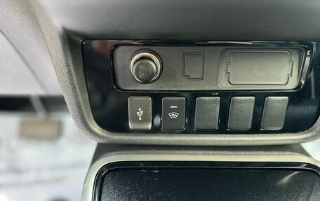 Mitsubishi Outlander III рестайлинг 3, 2020 год, 1 999 000 рублей, 16 фотография