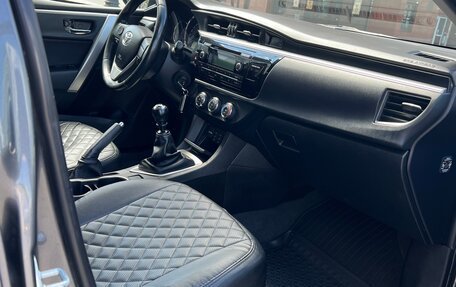 Toyota Corolla, 2013 год, 1 450 000 рублей, 6 фотография