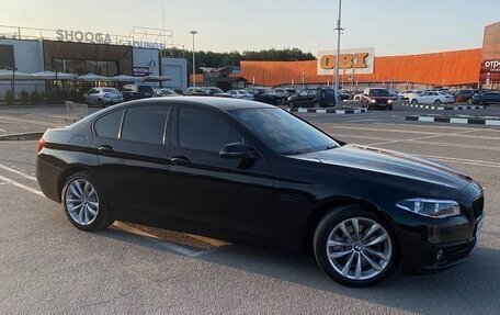 BMW 5 серия, 2016 год, 1 800 000 рублей, 10 фотография