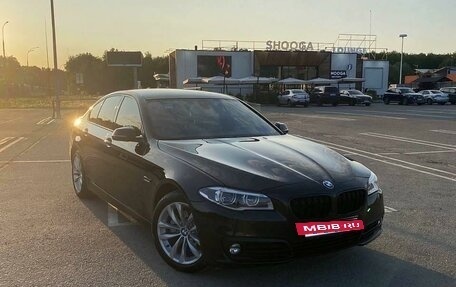 BMW 5 серия, 2016 год, 1 800 000 рублей, 19 фотография