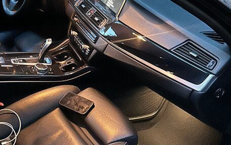 BMW 5 серия, 2016 год, 1 800 000 рублей, 31 фотография