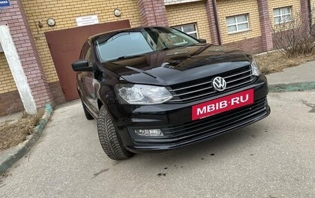 Volkswagen Polo VI (EU Market), 2016 год, 840 000 рублей, 3 фотография
