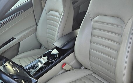 Ford Fusion (North America) II, 2016 год, 1 350 000 рублей, 16 фотография