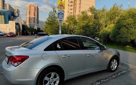 Chevrolet Cruze II, 2011 год, 770 000 рублей, 3 фотография