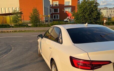Audi A4, 2017 год, 2 400 000 рублей, 3 фотография