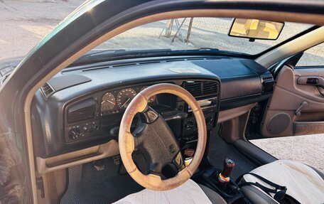 Volkswagen Passat B4, 1995 год, 240 000 рублей, 1 фотография