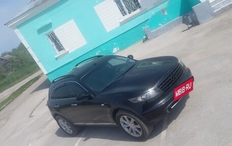 Infiniti FX I, 2006 год, 1 200 000 рублей, 8 фотография