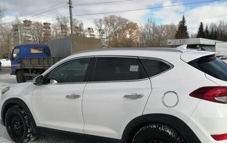 Hyundai Tucson III, 2018 год, 2 550 000 рублей, 9 фотография