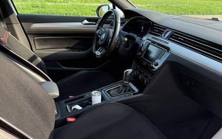 Volkswagen Passat B8 рестайлинг, 2017 год, 2 600 000 рублей, 5 фотография
