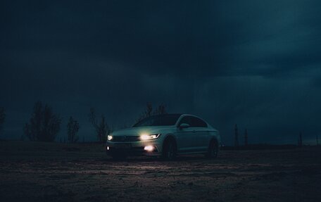 Volkswagen Passat B8 рестайлинг, 2017 год, 2 600 000 рублей, 10 фотография