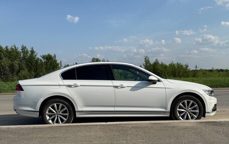 Volkswagen Passat B8 рестайлинг, 2017 год, 2 600 000 рублей, 4 фотография