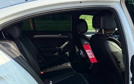 Volkswagen Passat B8 рестайлинг, 2017 год, 2 600 000 рублей, 6 фотография